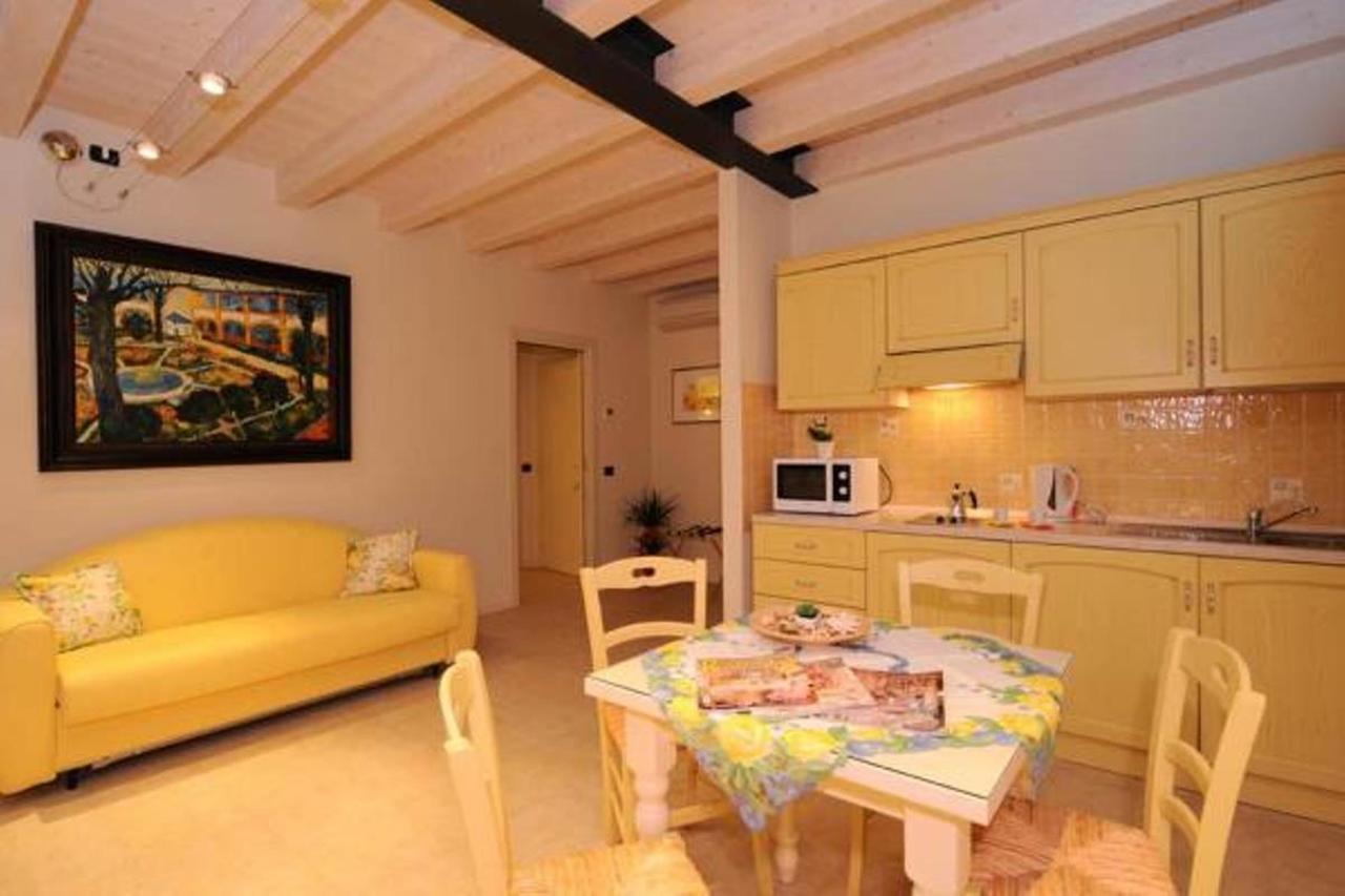 Residence Ca Di Capri Bussolengo Exterior foto